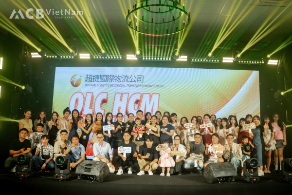 GALA BÙNG NỔ CÔNG TY OLC 